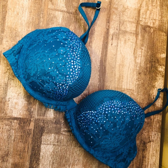 Victoria's Secret Other - VICTORIA’S SECRET (34C) PUSH UP